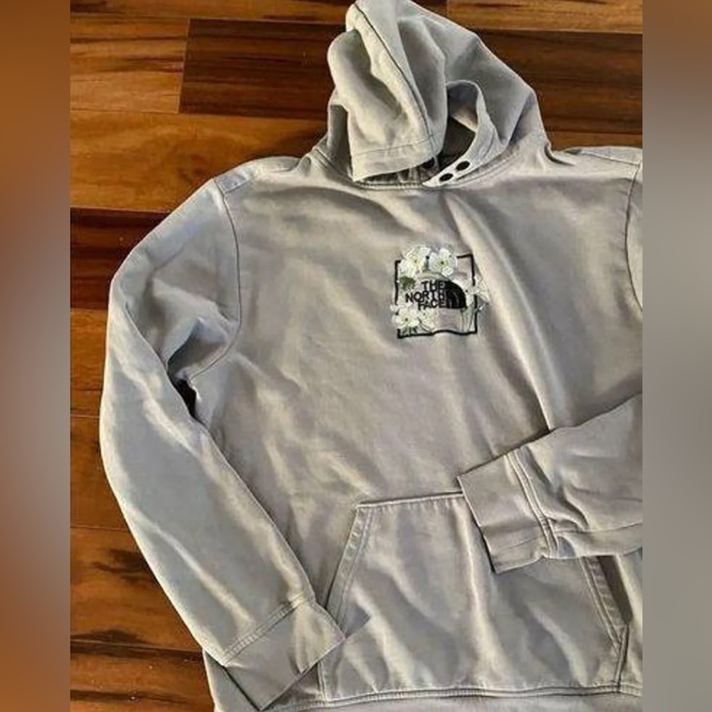The North Face Men’s Embroidered Gray Hoodie